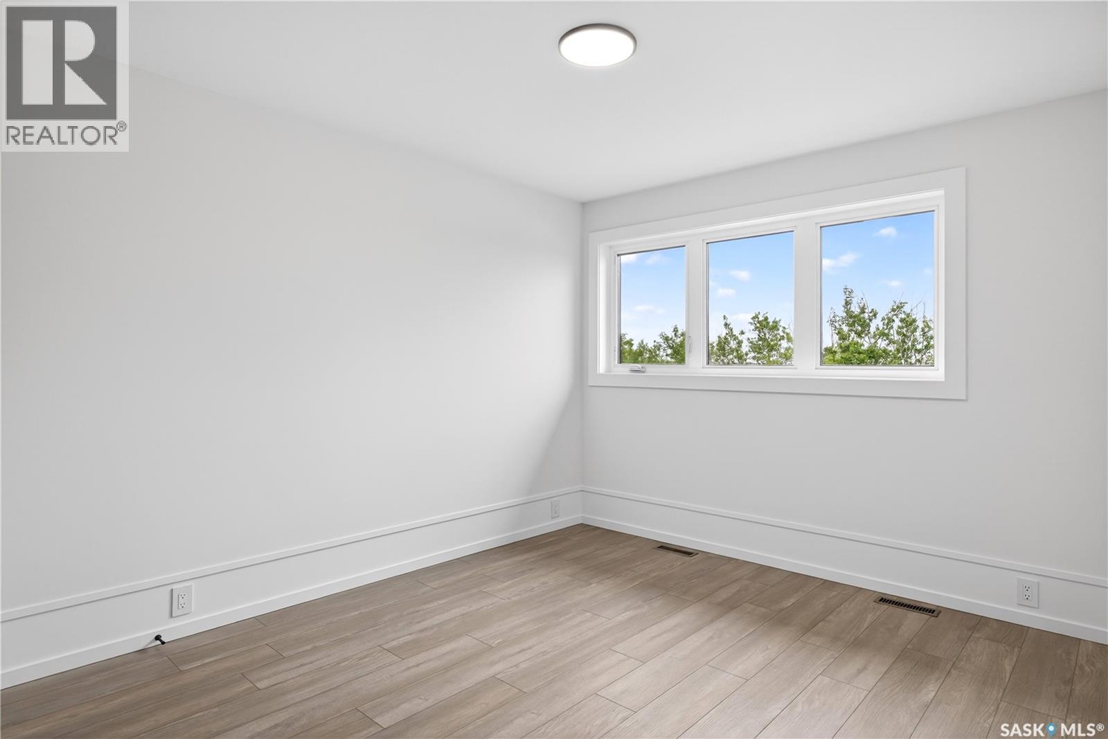 428 Woolf BEND - 36