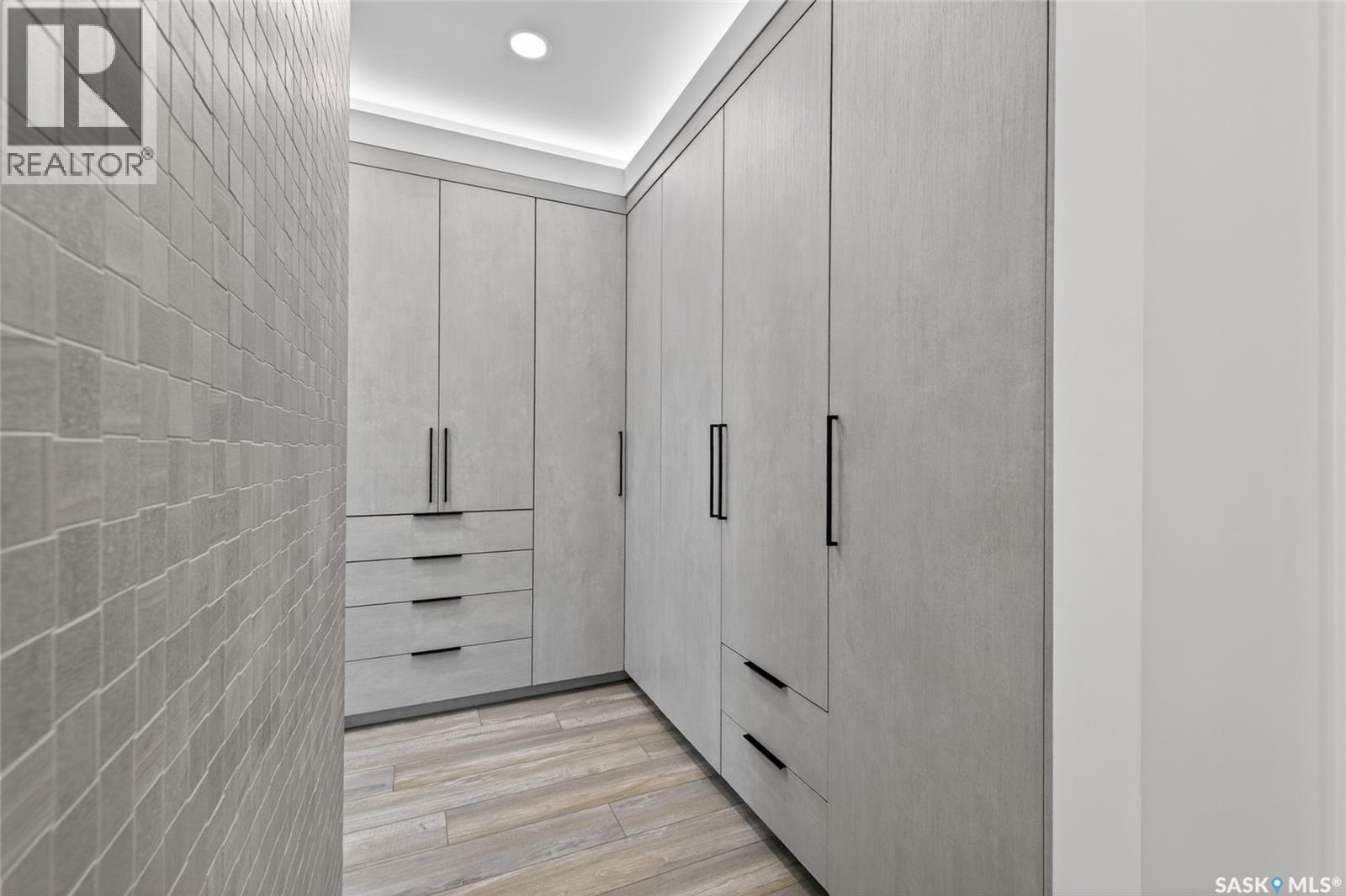 428 Woolf BEND - 15