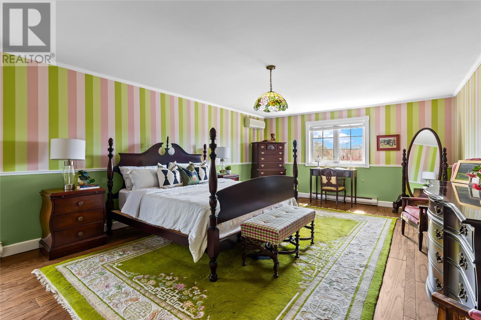 14 Tonbridge Place - 32