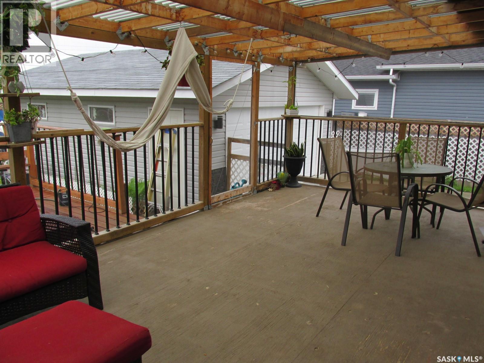 205 6th STREET N - 9