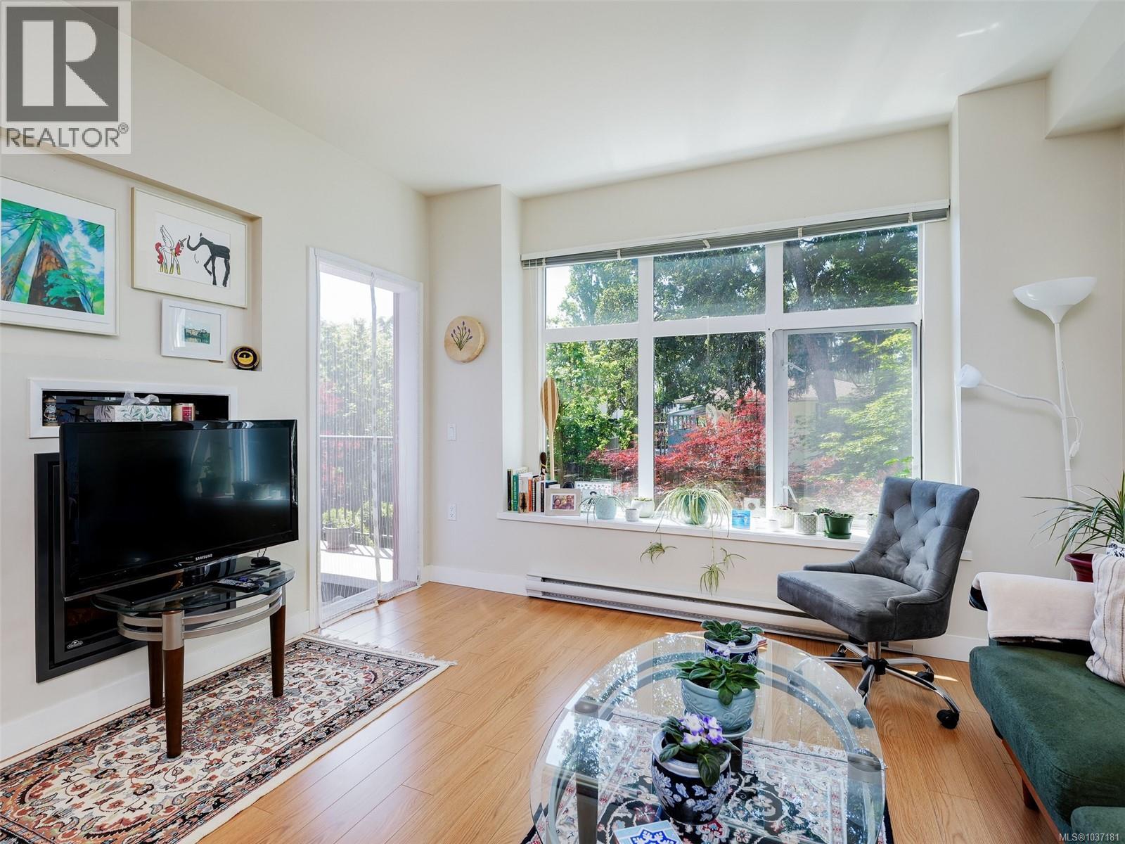 #205 4030 Borden St - 3
