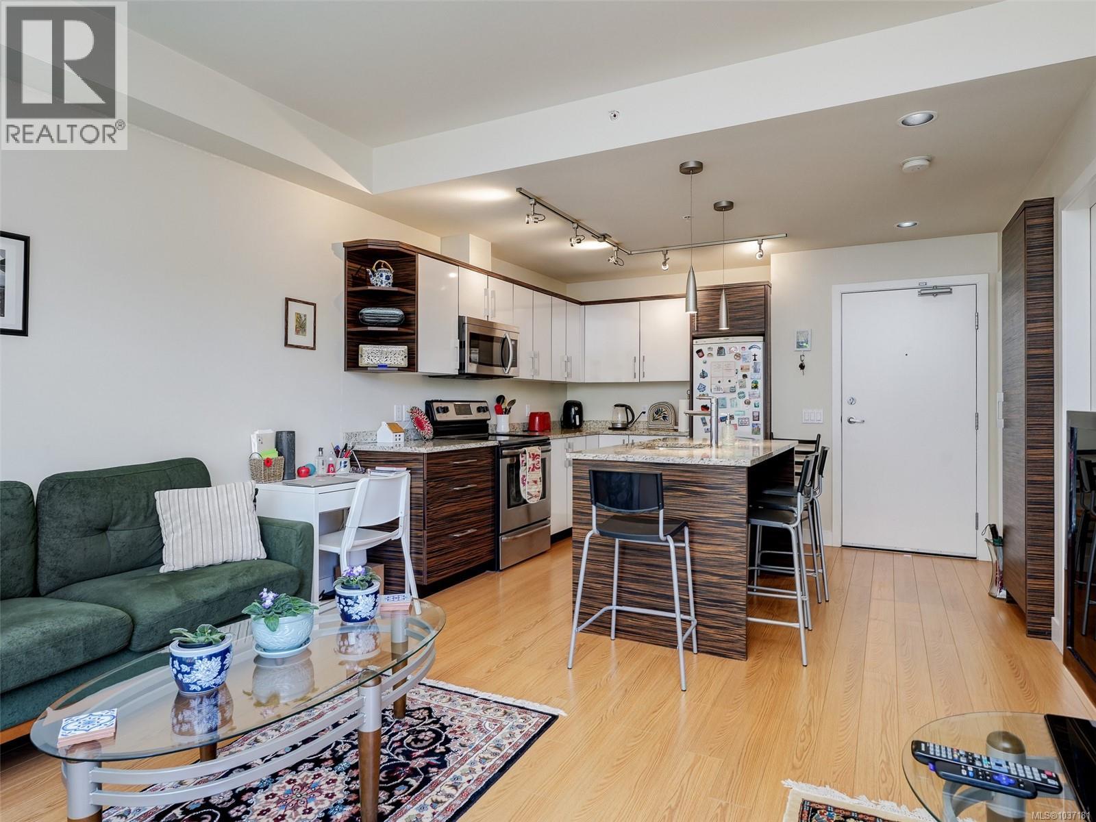 #205 4030 Borden St - 8