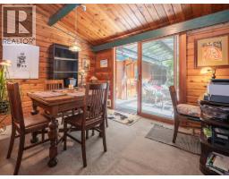8626 Redrooffs Road, Halfmoon Bay, BC V7Z1E7 Photo 15