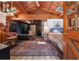 8626 Redrooffs Road, Halfmoon Bay, BC V7Z1E7 Photo 20