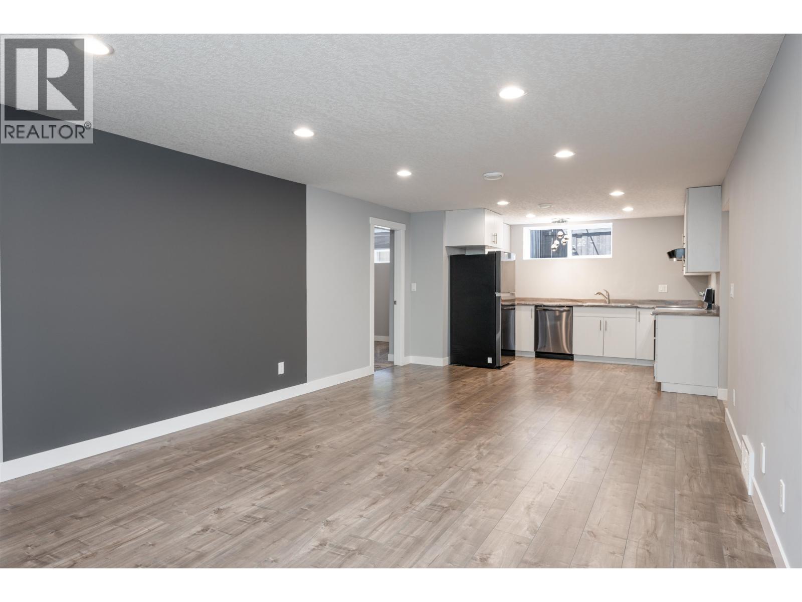 8001 STILLWATER CRESCENT - 26