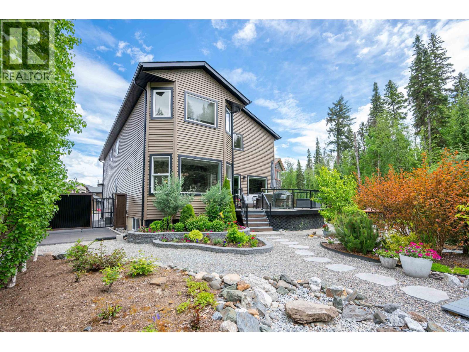8001 STILLWATER CRESCENT - 36