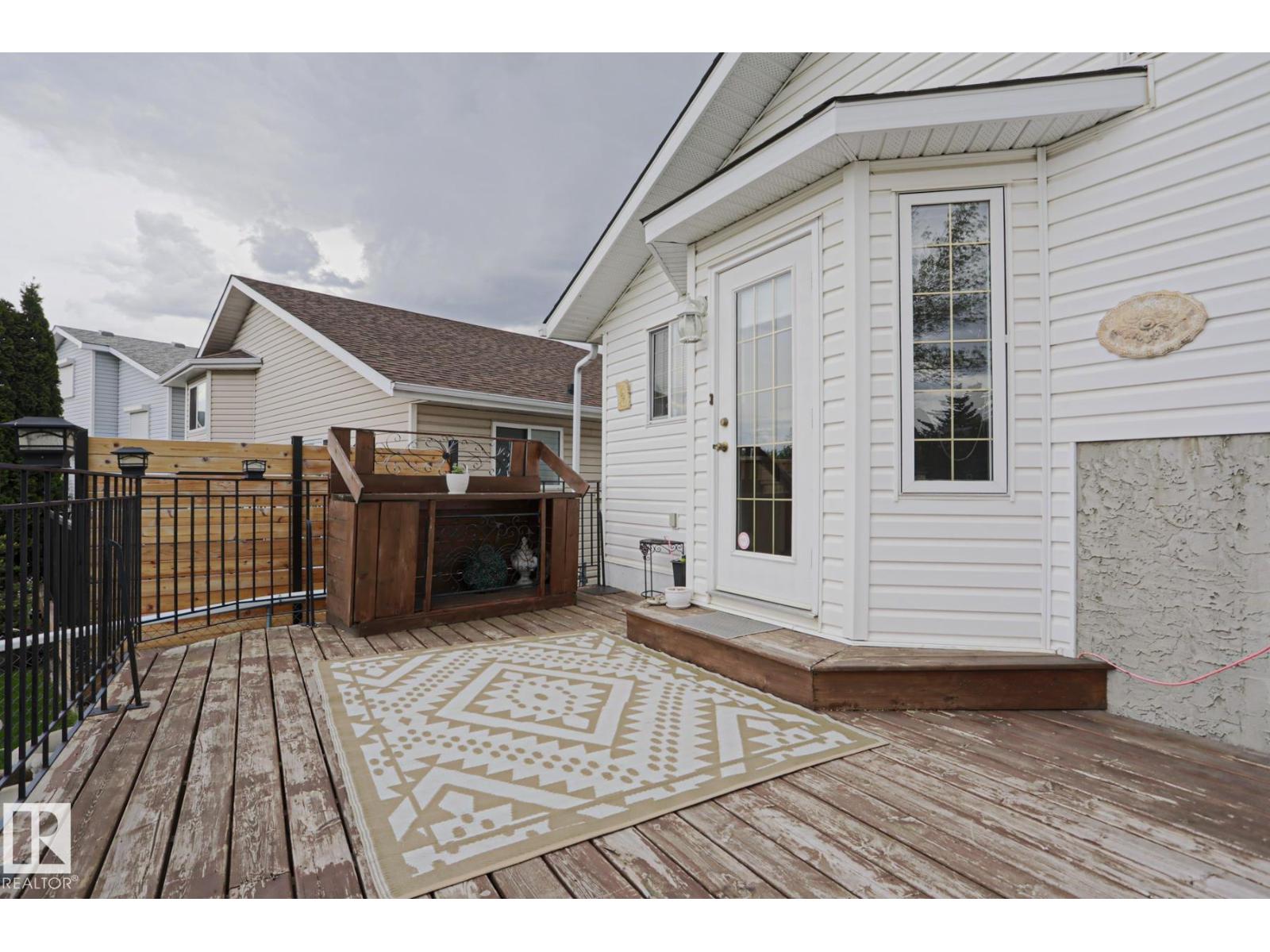 7716 154 AV NW — photo 58