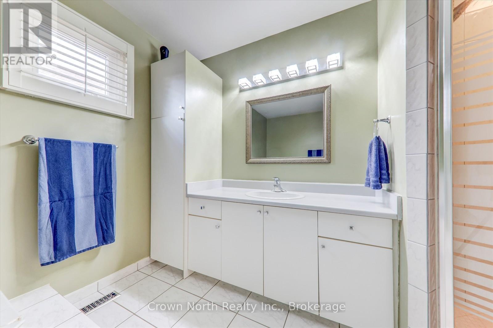 17 PLUMROSE BOULEVARD - 22