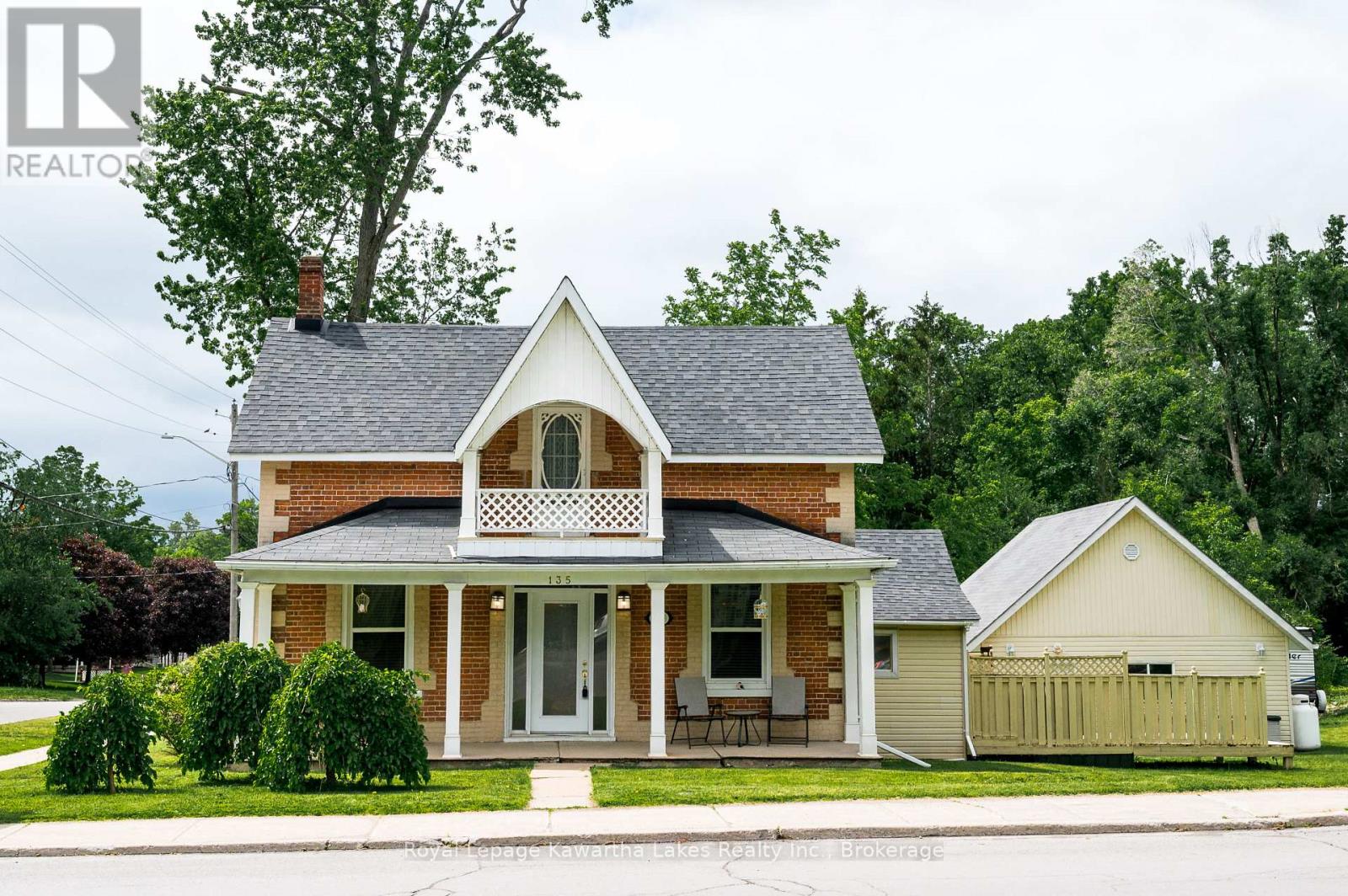 135 COLBORNE STREET - 2