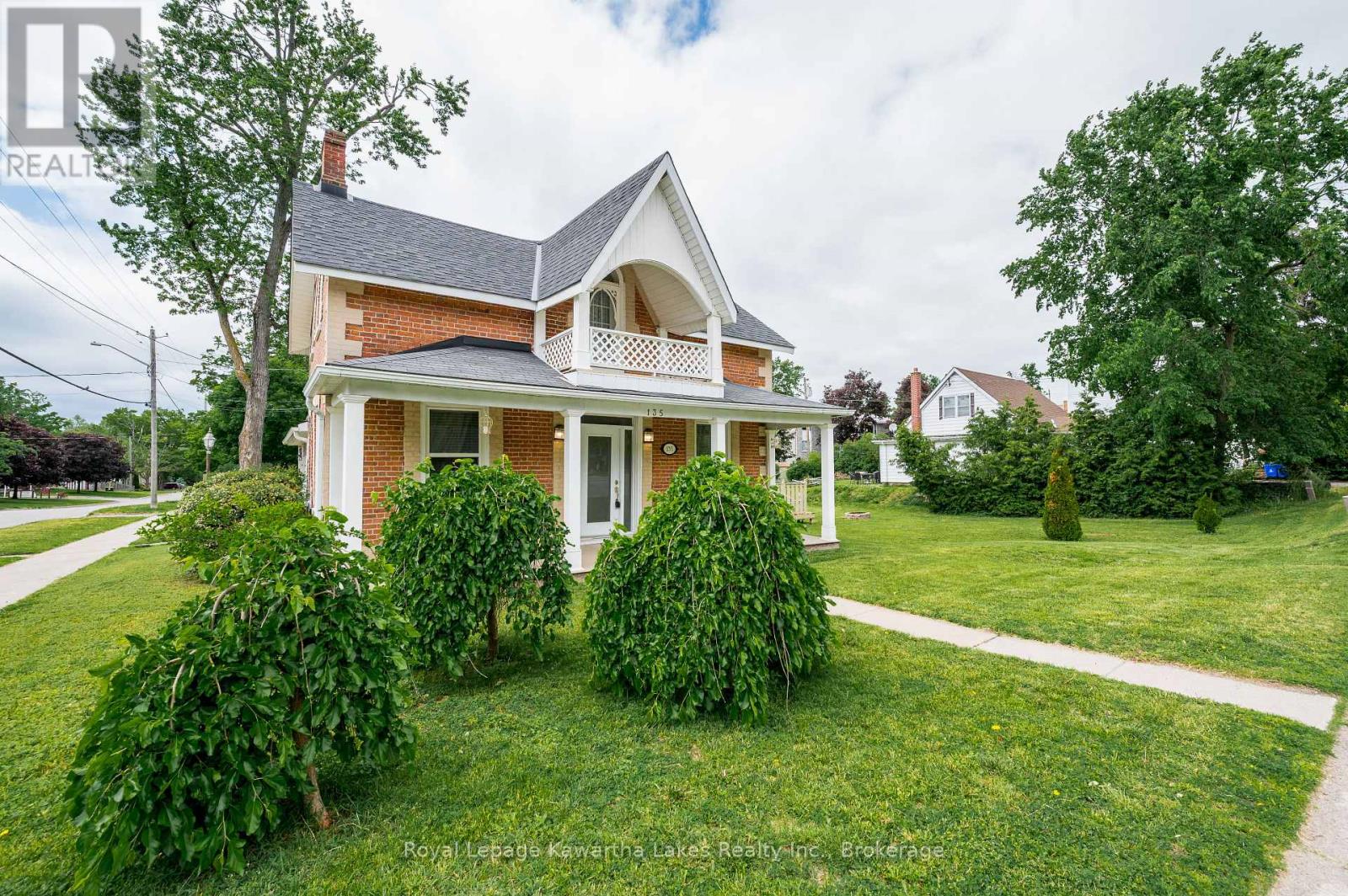 135 COLBORNE STREET - 3