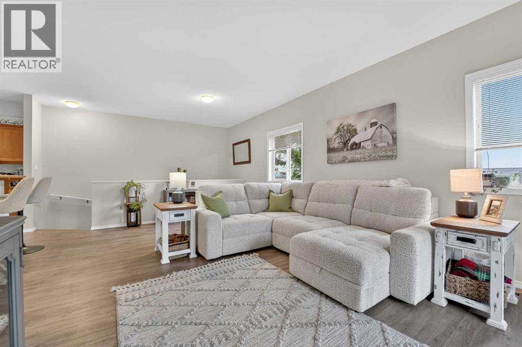 7, 129 Silkstone Road W - photo 5