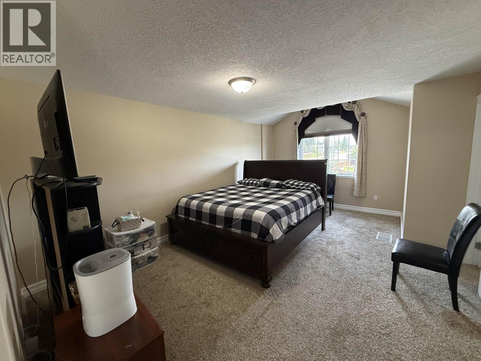10420 109 STREET - 18