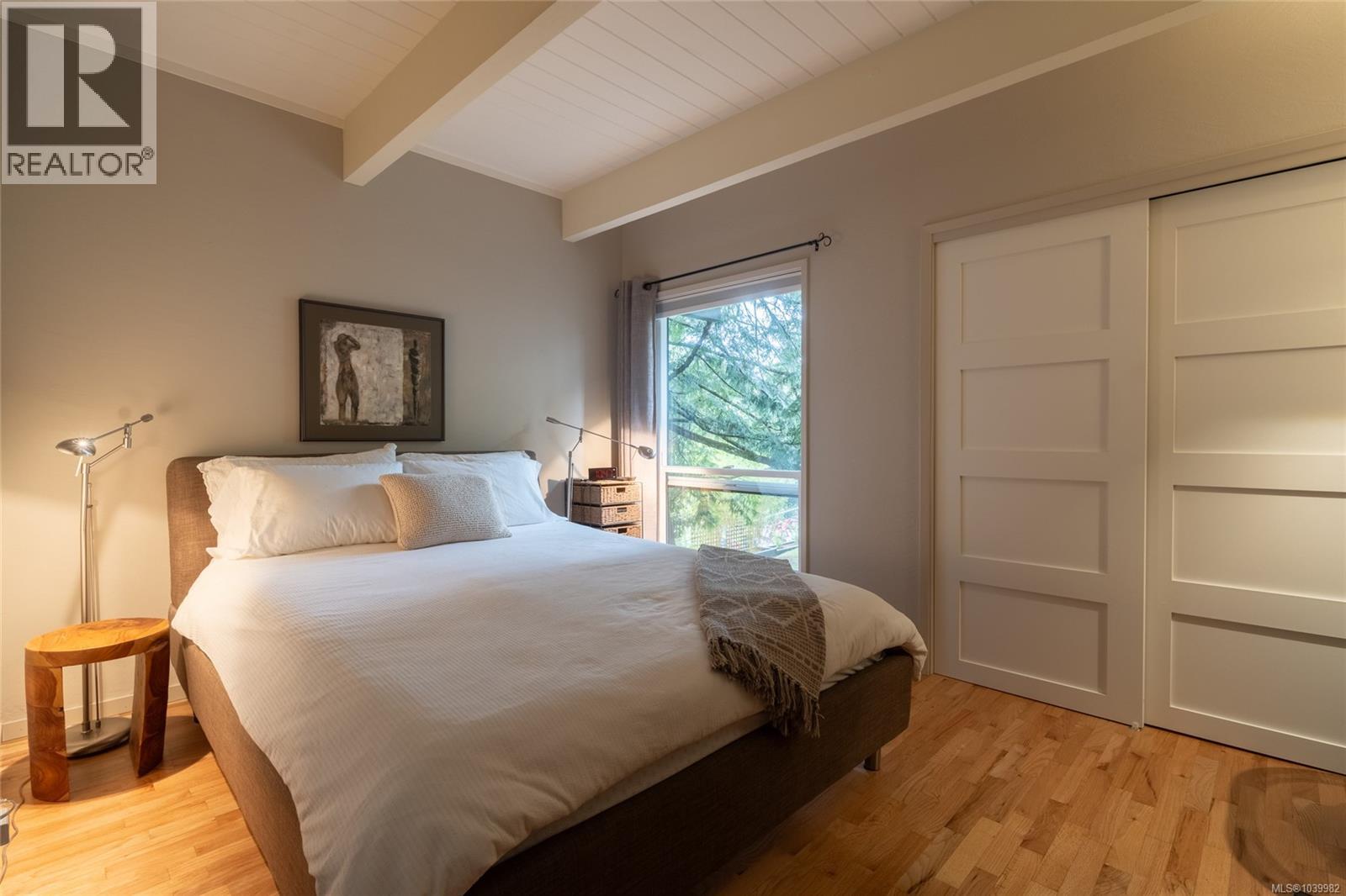 1286 Pike St - 13