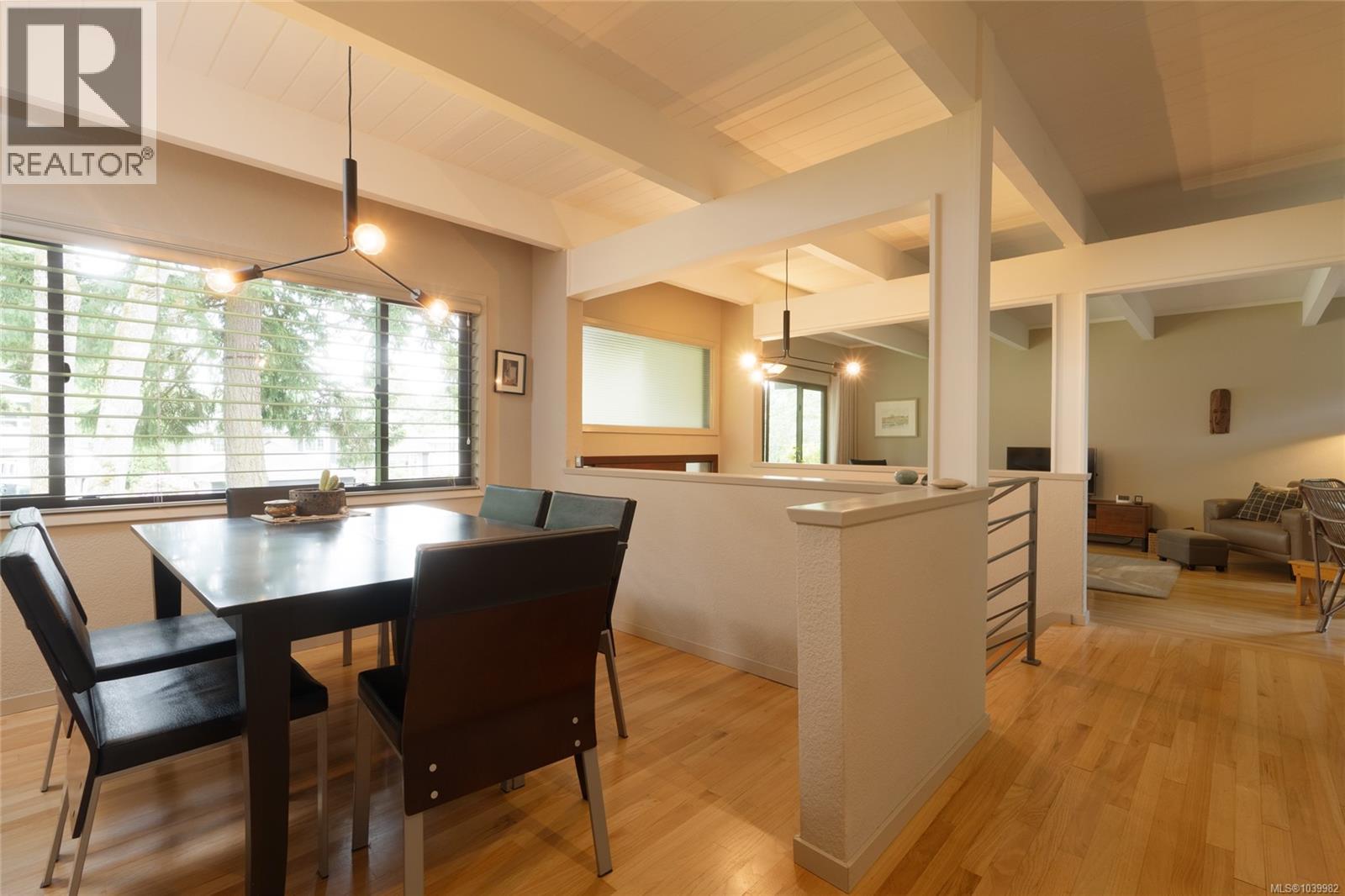 1286 Pike St - 9