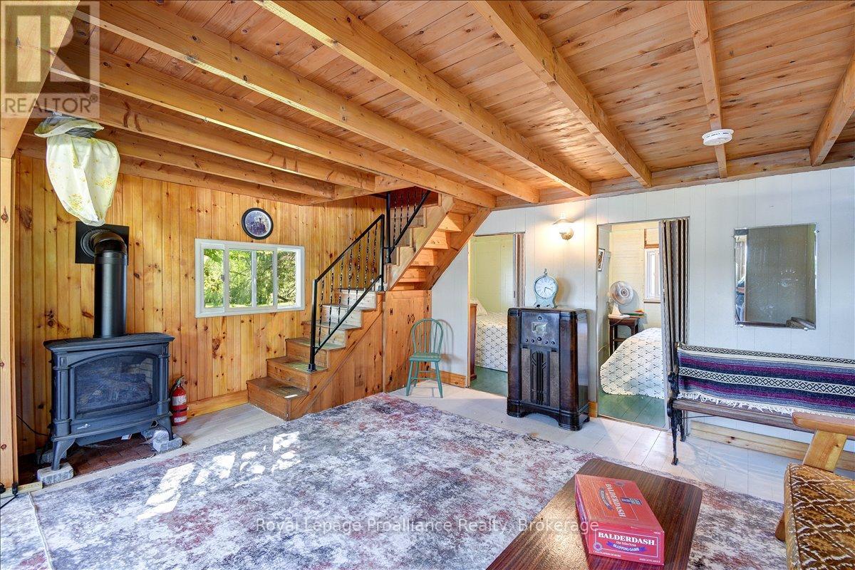 348 STEENBURG LAKE ROAD N - 14