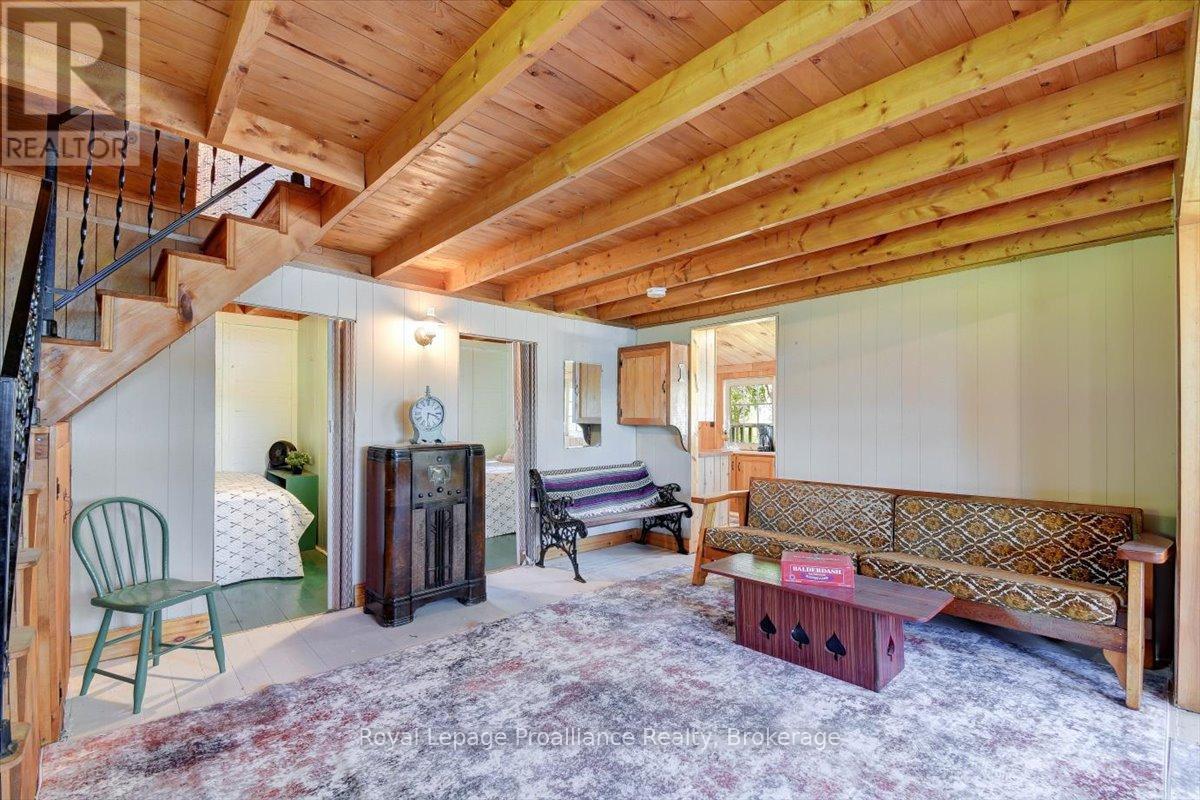 348 STEENBURG LAKE ROAD N - 15