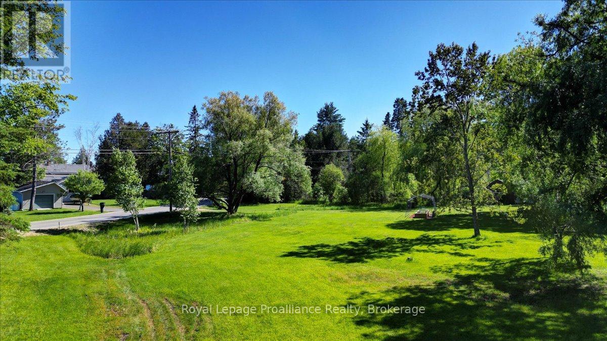 348 STEENBURG LAKE ROAD N - 39