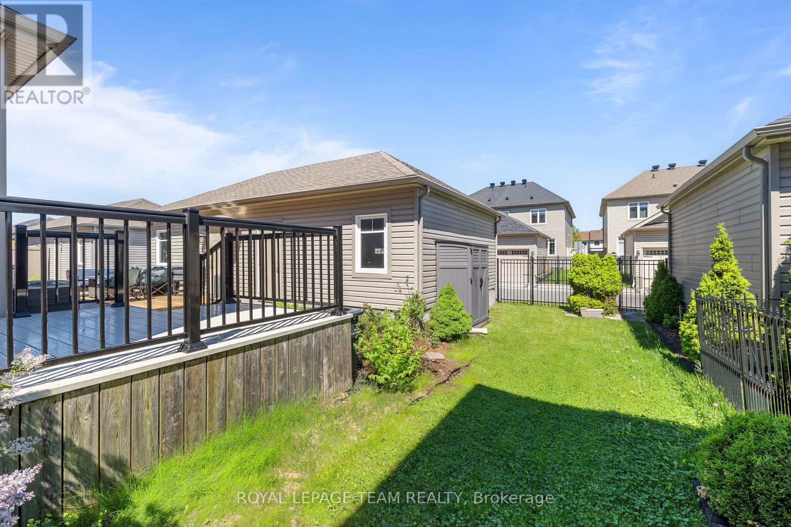 3 Bed, 3 Bath House for Sale in Ottawa – 377 SWEETFLAG STREET, Ottawa – MLS# X13429396 - Image 37