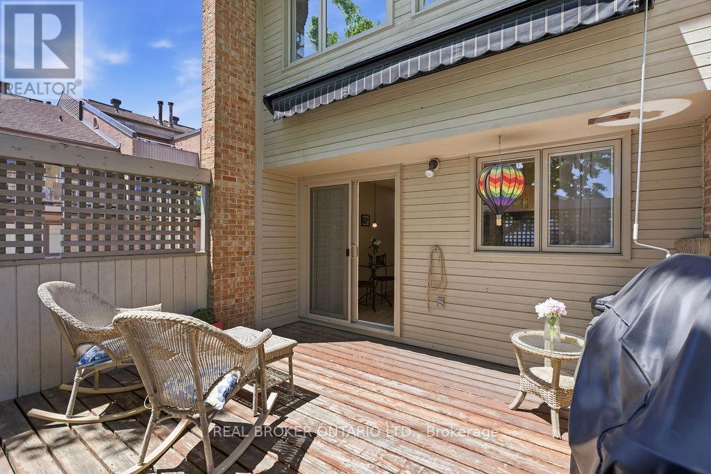 2 Bed, 2 Bath House for Sale in Ottawa – 255 BRUYERE STREET, Ottawa – MLS# X13429402 - Image 27
