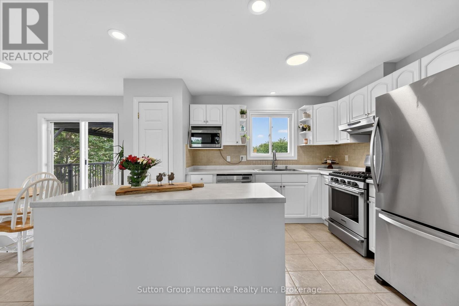 5 MARL CREEK DRIVE - 16
