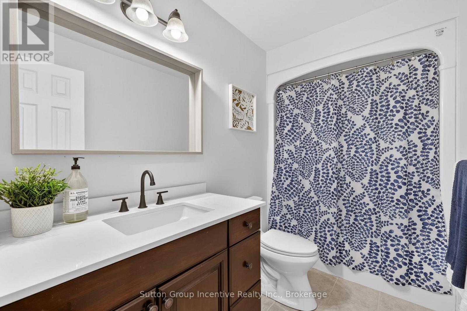 5 MARL CREEK DRIVE - 28