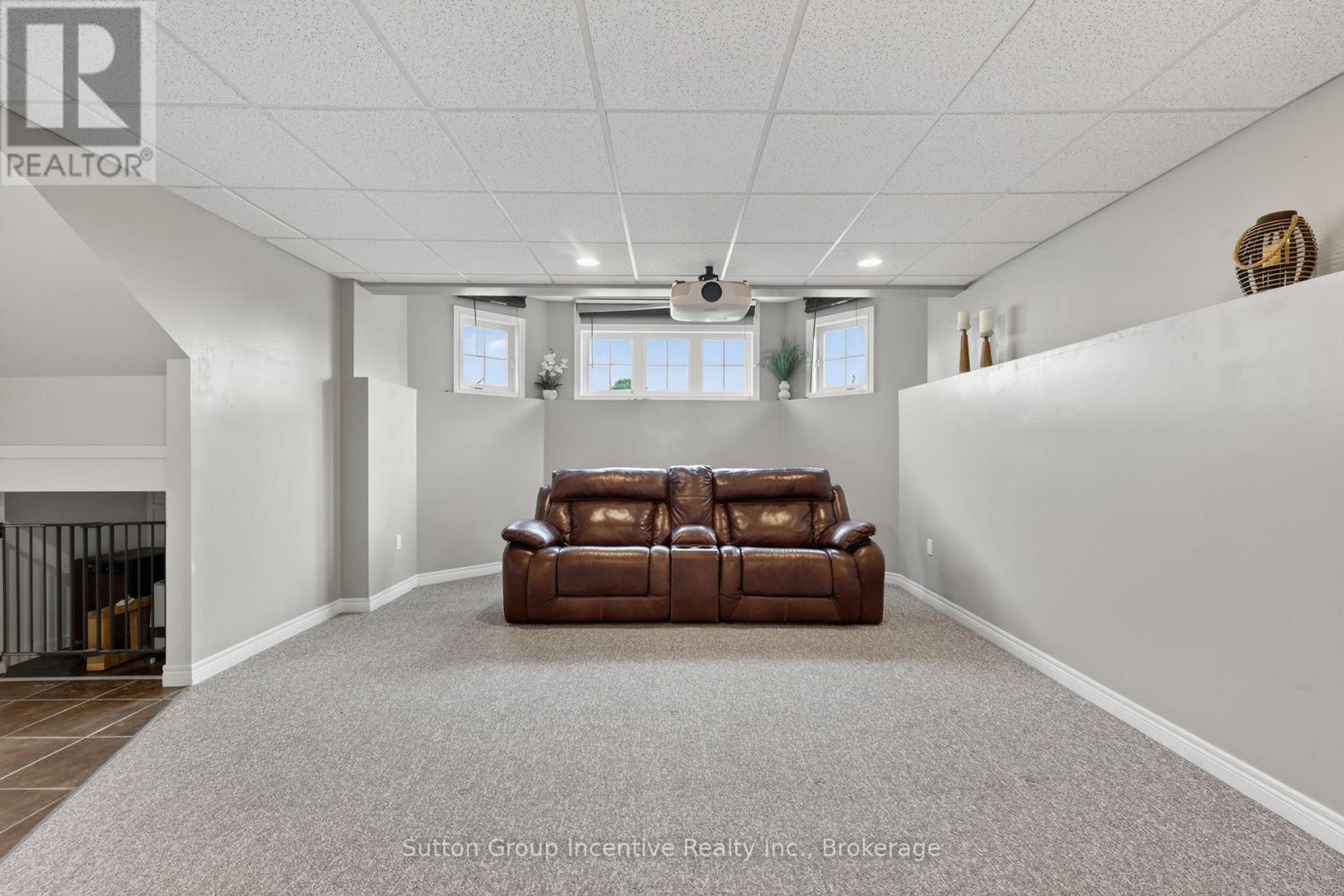 5 MARL CREEK DRIVE - 31