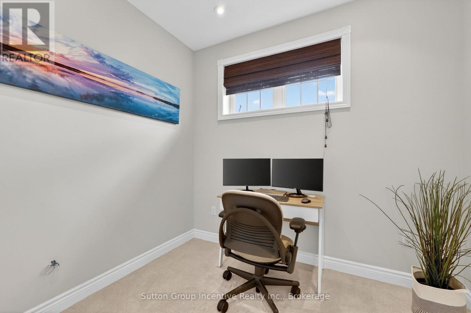 5 MARL CREEK DRIVE - 32