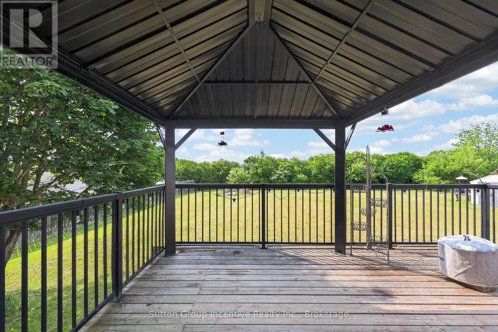 5 MARL CREEK DRIVE - 35