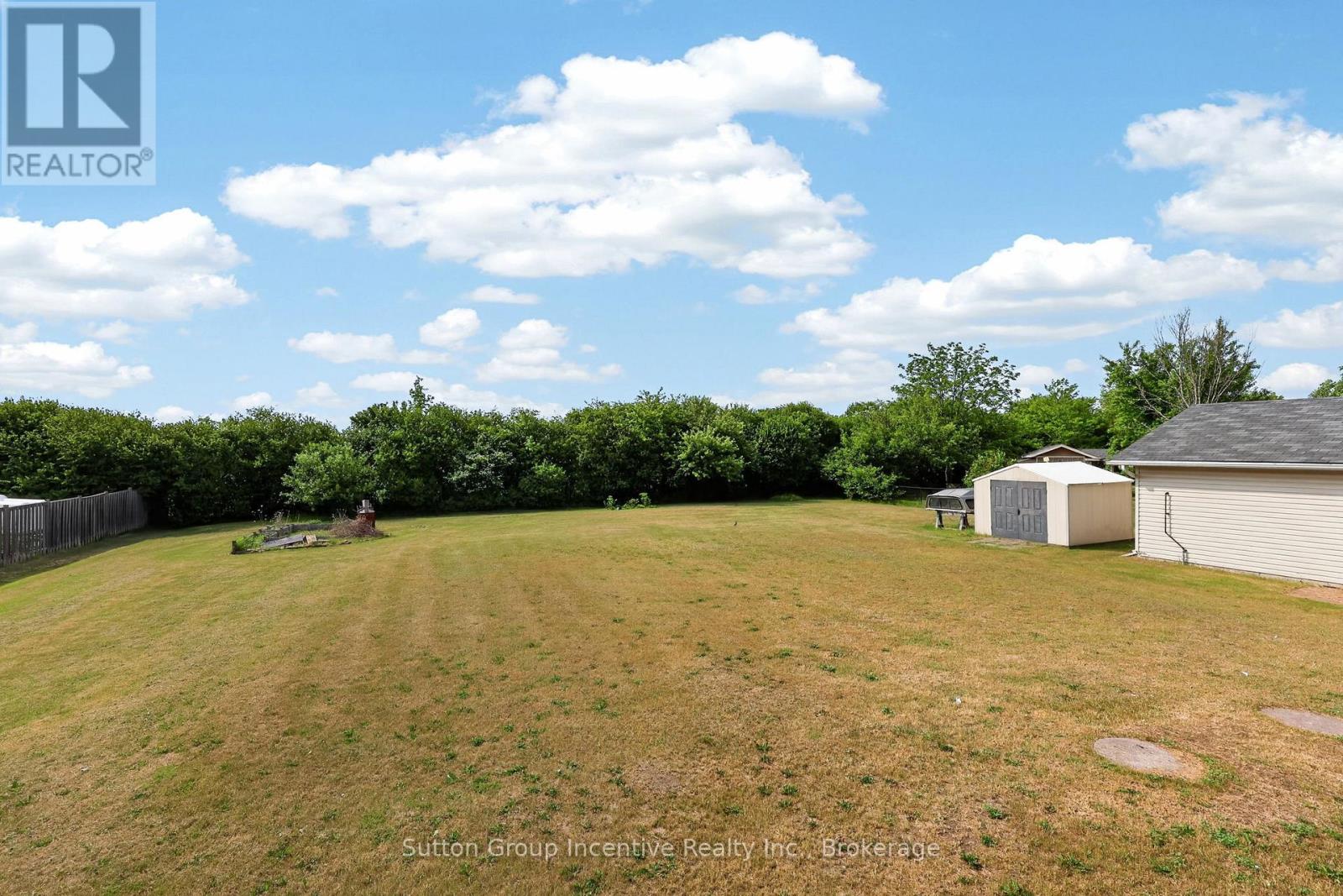 5 MARL CREEK DRIVE - 38