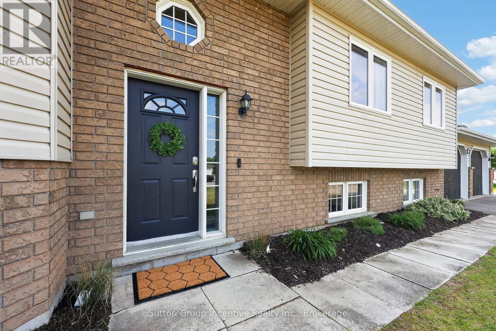5 MARL CREEK DRIVE - 43