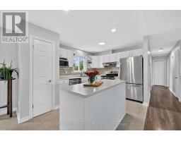 5 Marl Creek Drive, Springwater, ON L0L2K0 Photo 15