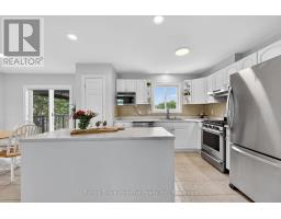 5 Marl Creek Drive, Springwater, ON L0L2K0 Photo 16