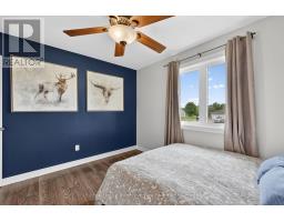 5 Marl Creek Drive, Springwater, ON L0L2K0 Photo 27