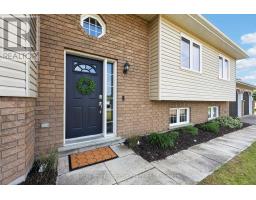 5 Marl Creek Drive, Springwater, ON L0L2K0 Photo 43