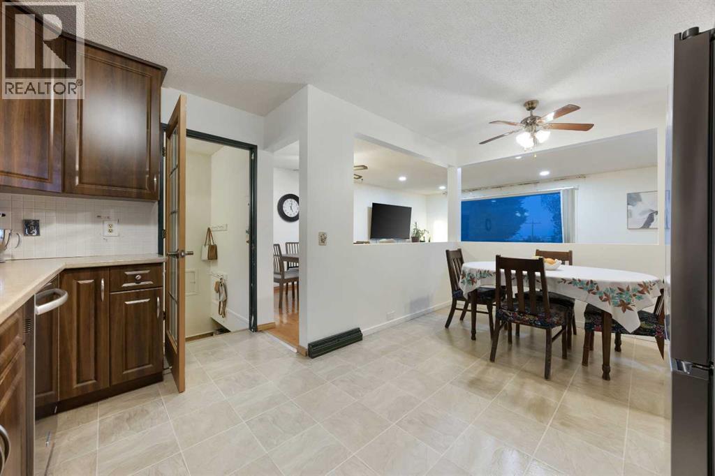 7035 Huntercrest Road NW — photo 12