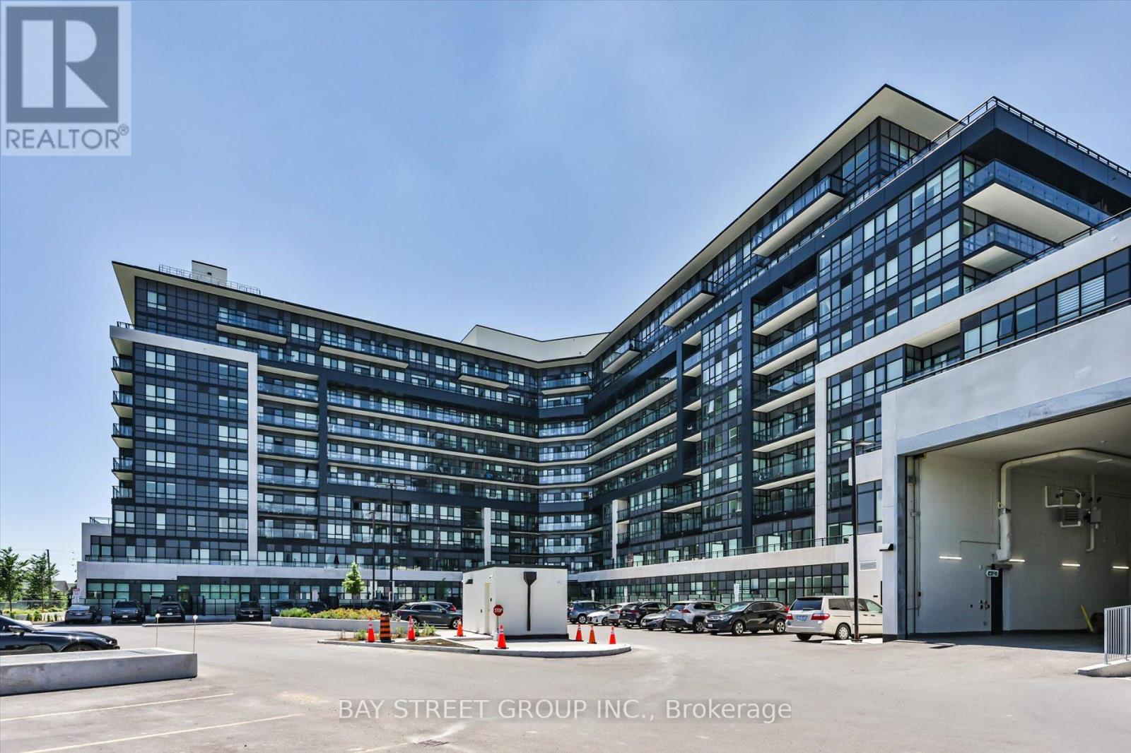 #130 395 DUNDAS STREET W - 14
