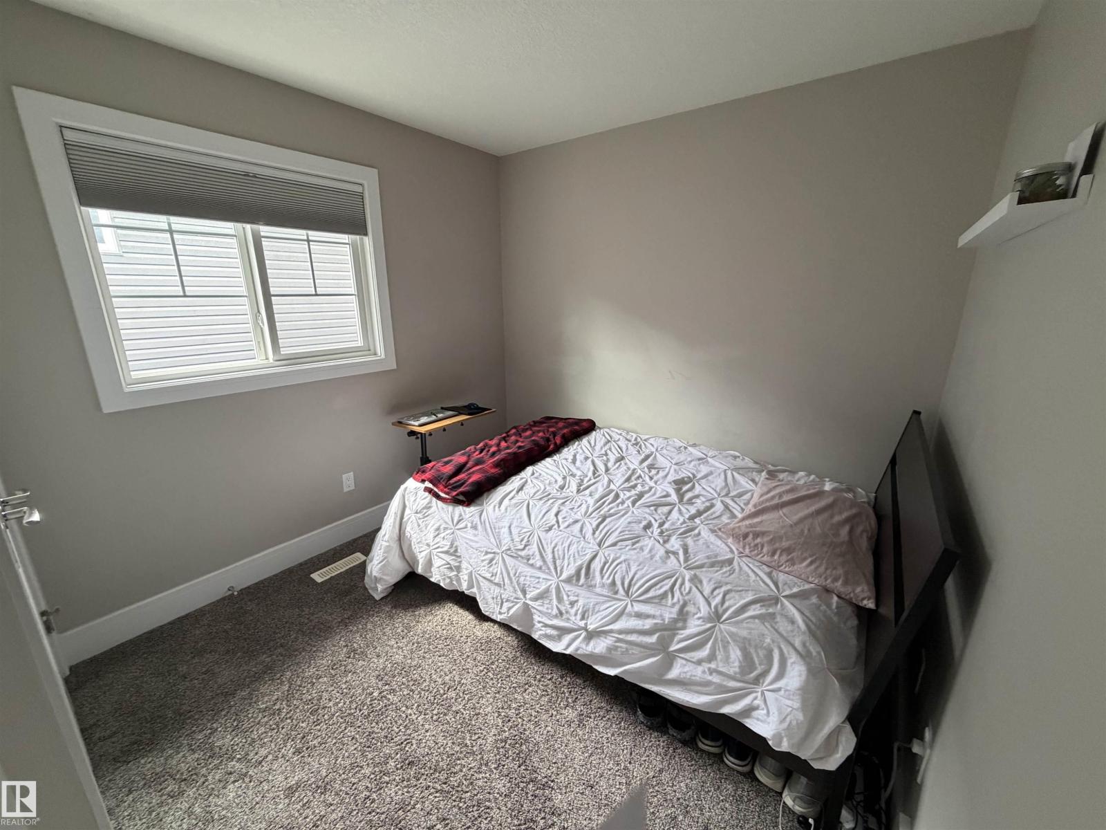10914 71 AV NW - 16