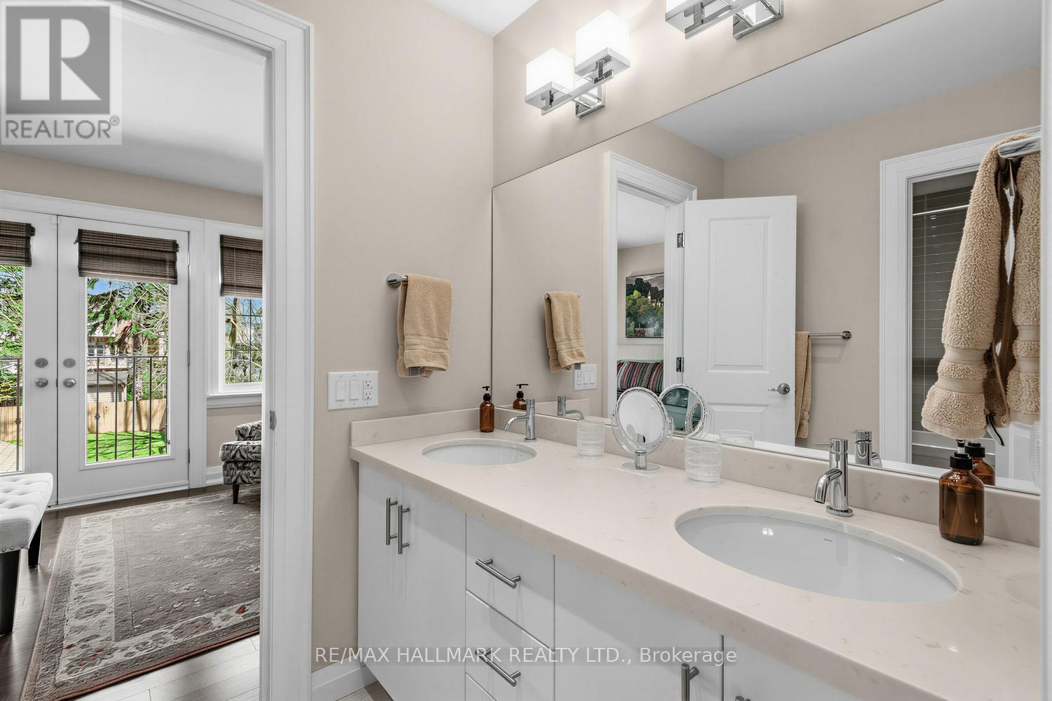 192 ERSKINE AVENUE - 14