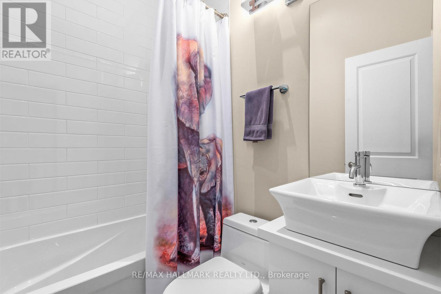 192 ERSKINE AVENUE - 16