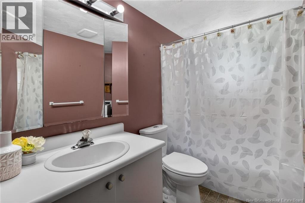 414 Amirault Street - Image 29
