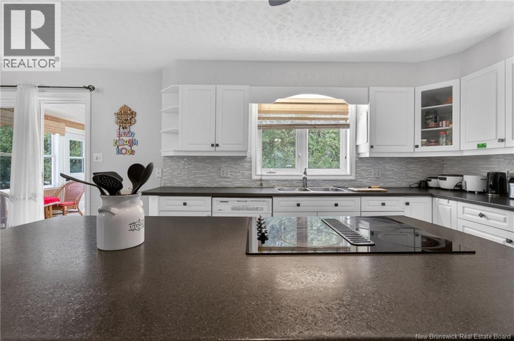 414 Amirault Street - Image 13