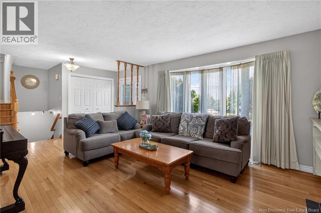 414 Amirault Street - Image 6