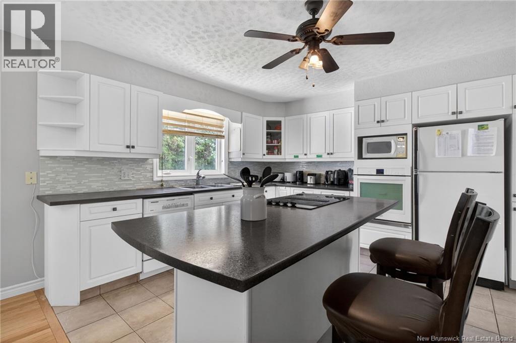 414 Amirault Street - Image 11