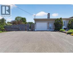 414 Amirault Street, Dieppe, NB E1A1G3 Photo 32