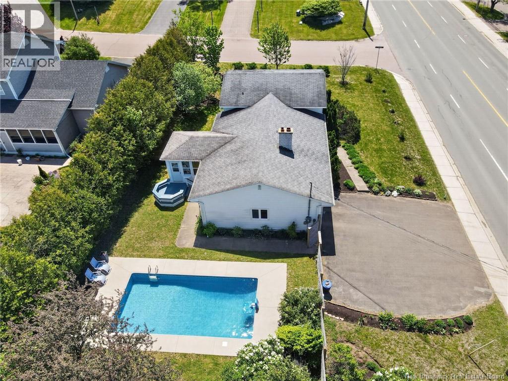 414 Amirault Street - Image 42