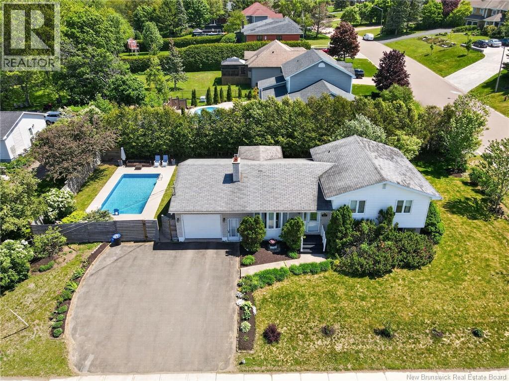 414 Amirault Street - Image 45