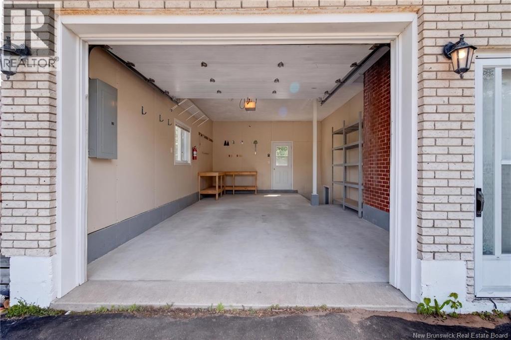 414 Amirault Street - Image 33