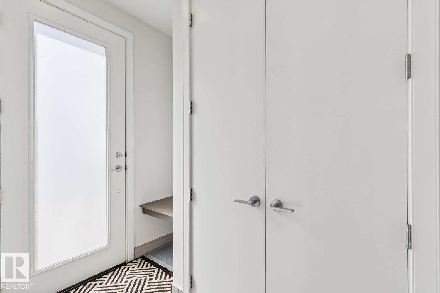 8724 116 ST NW - 16