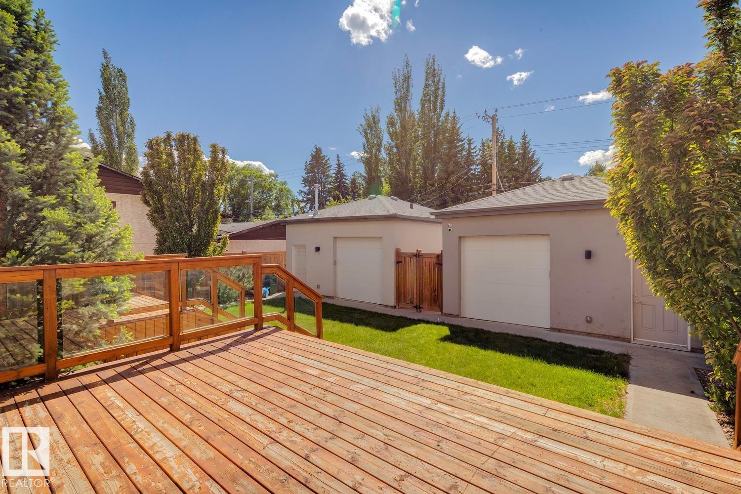 8724 116 ST NW - 42