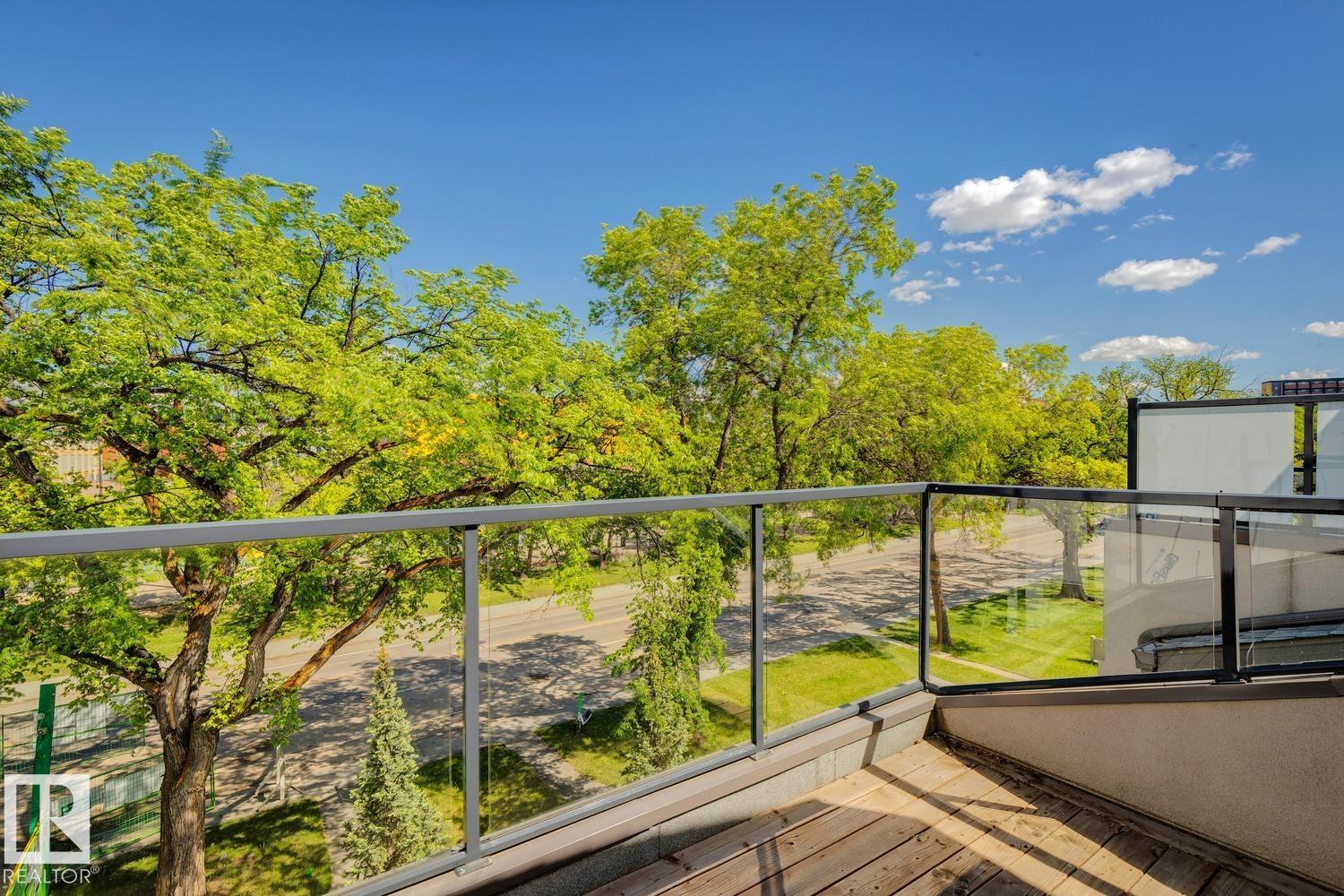8724 116 ST NW - 27